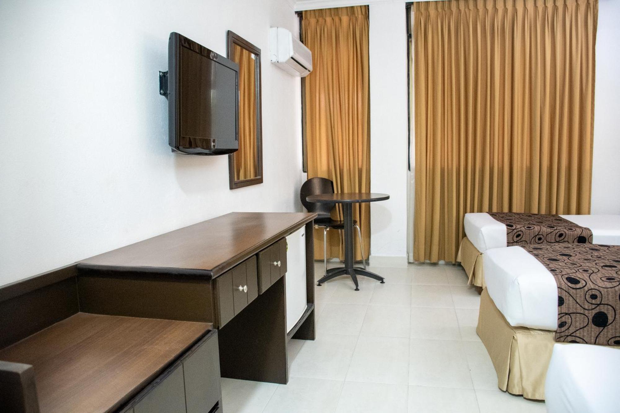 Hotel Arizona Suites Cúcuta Kültér fotó