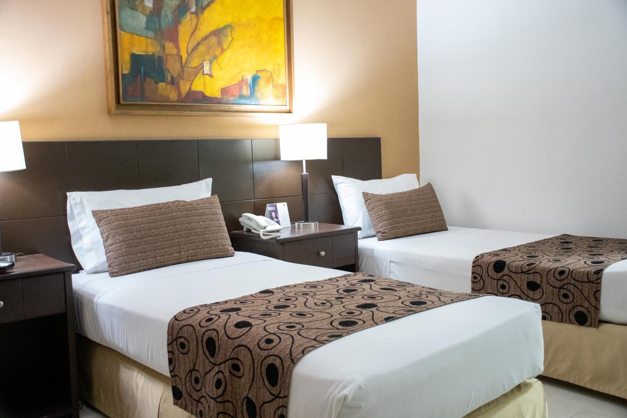 Hotel Arizona Suites Cúcuta Kültér fotó