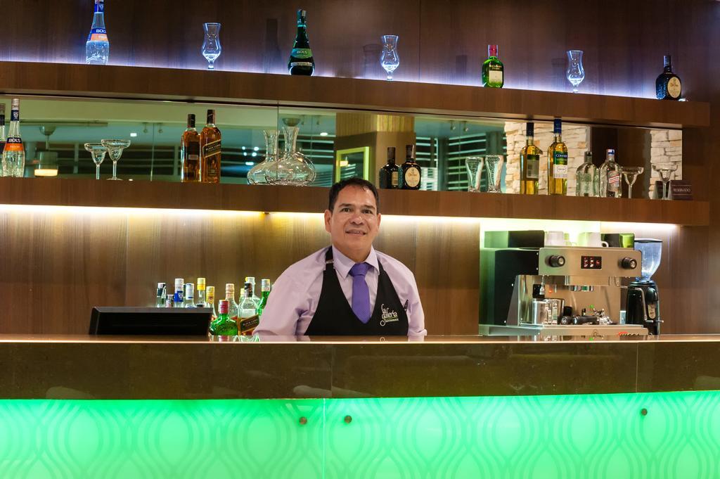Hotel Arizona Suites Cúcuta Kültér fotó